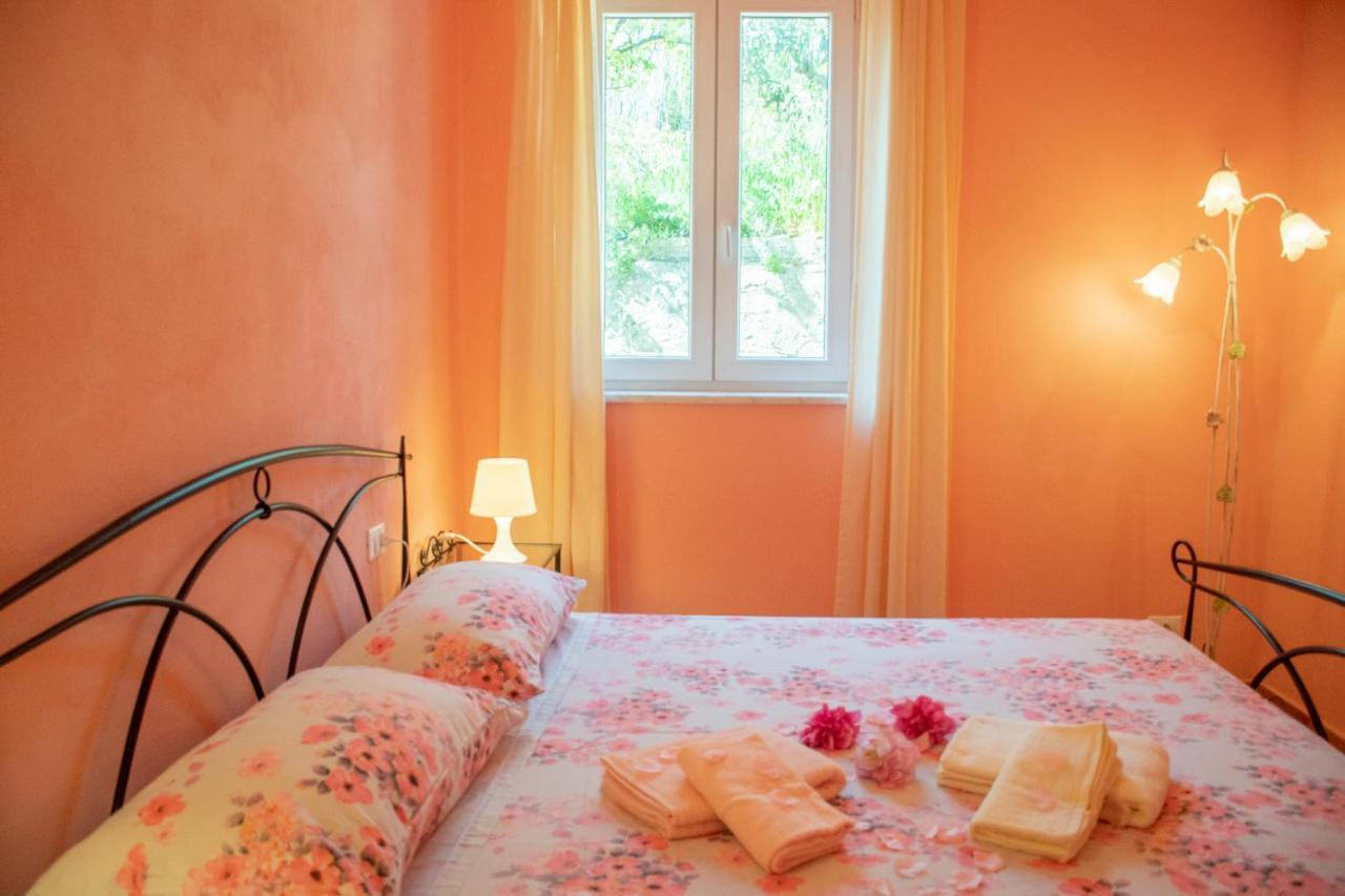 Appartamenti Celestina Portoferraio Exteriér fotografie
